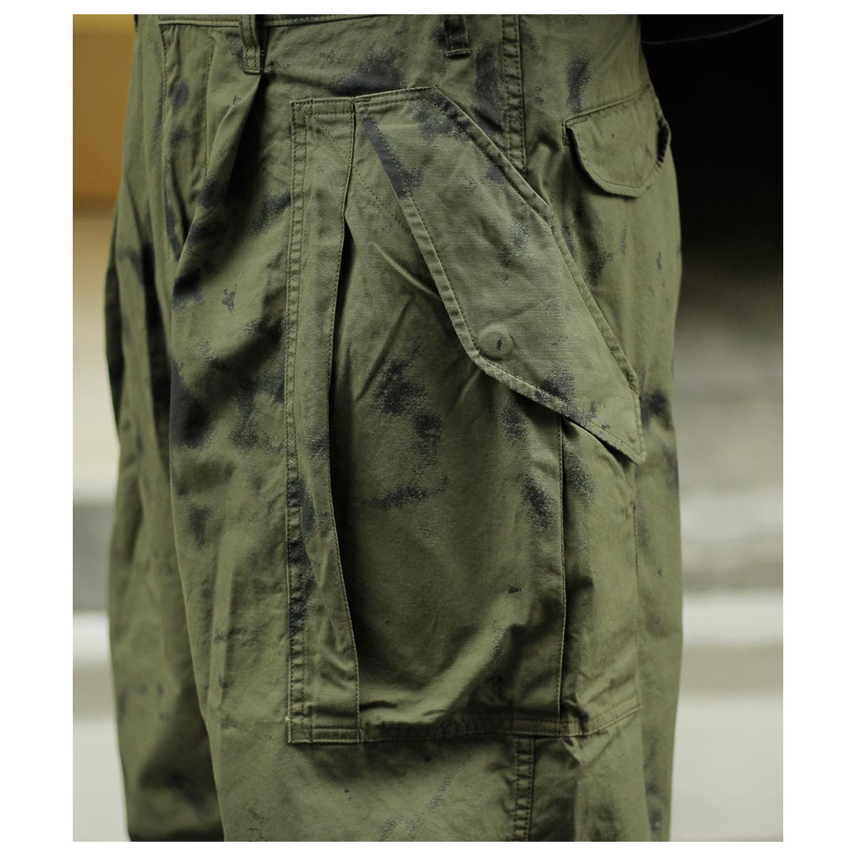 パンツ Gurank Cargo pants camouflage Gurank - Cargo pants camouflage - BLUE NEON