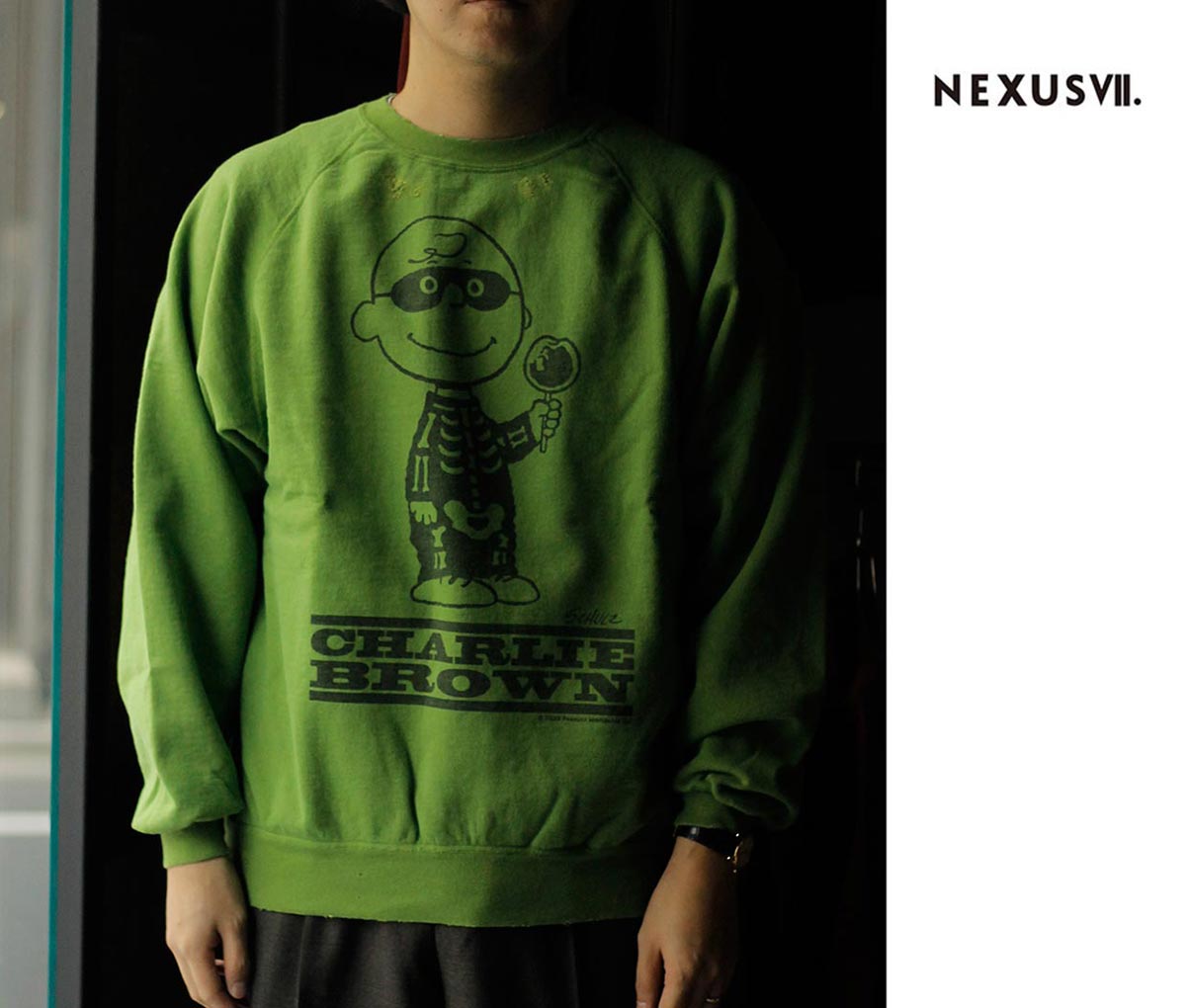 ネクサスセブン NEXUSVII. CHARLIE BROWN クルーネックスウェット