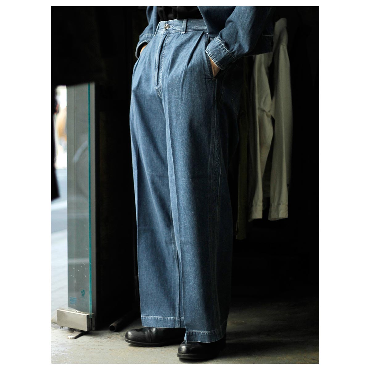 サルト SARTO ライトオンス デニム エンブロイダリー タック ワイド